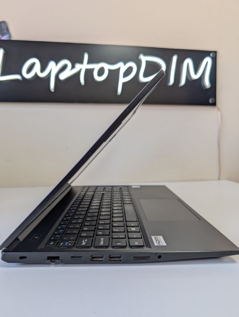2021р. Ноутбук Toshiba Stone Pro P105E/i5-10210U/8GB/256/FHD/IPS/15.5