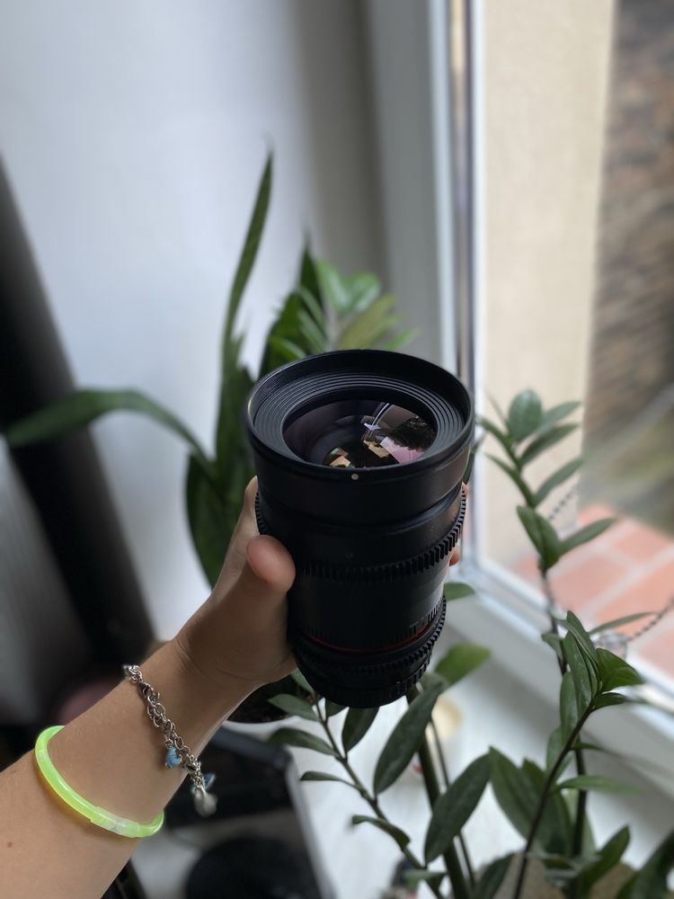 Samyang 35mm T 1.5 ostry obiektyw sony a7iii