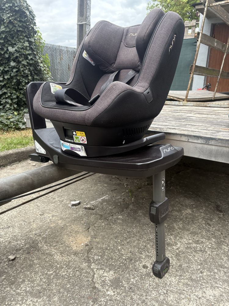 Fotelik Nuna isofix obrotowy