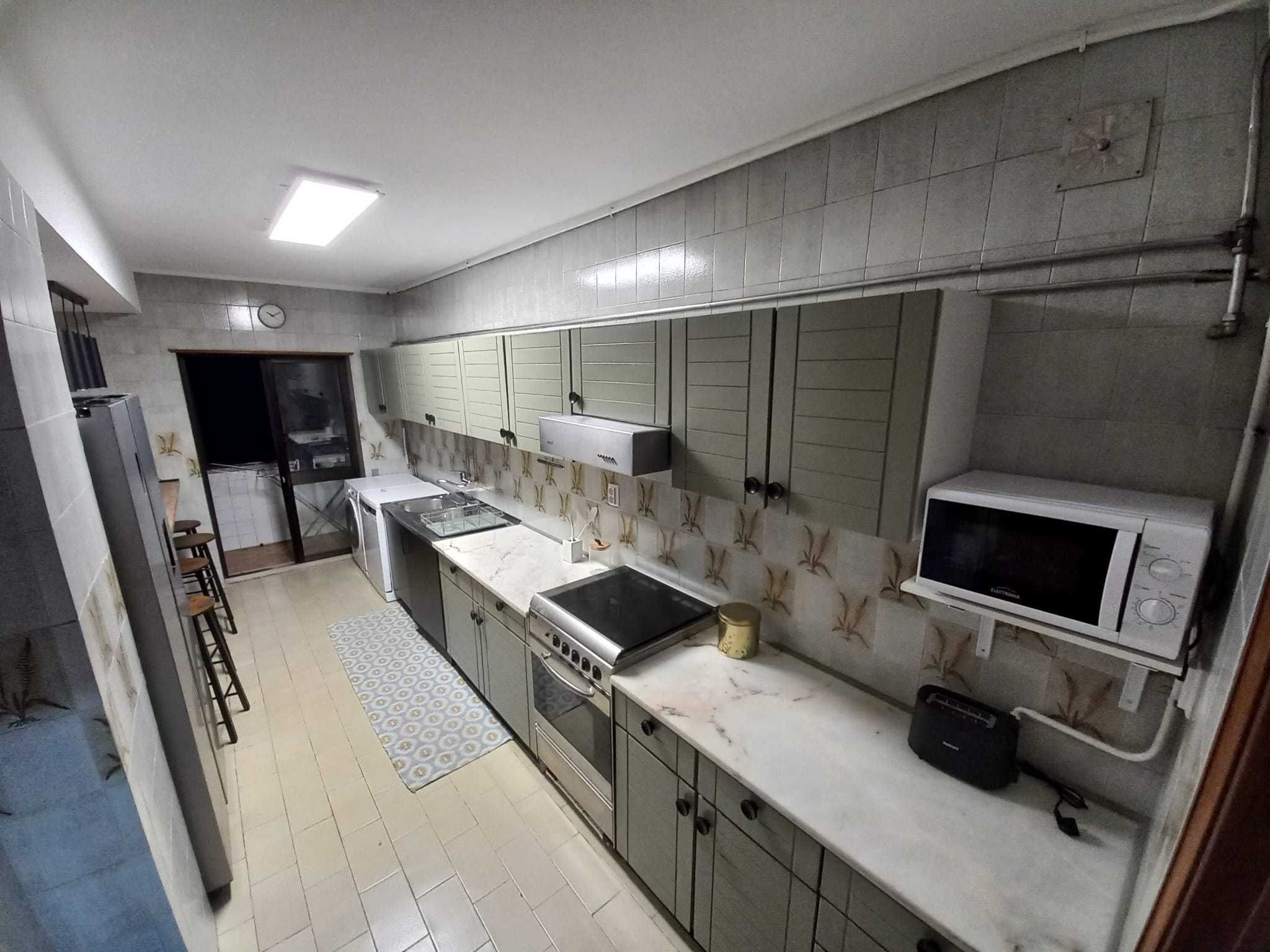 Quartos para arrendamento - Rua Miguel Torga- Coimbra