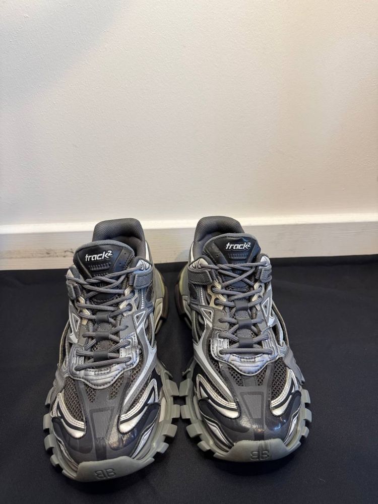Balenciaga track 2