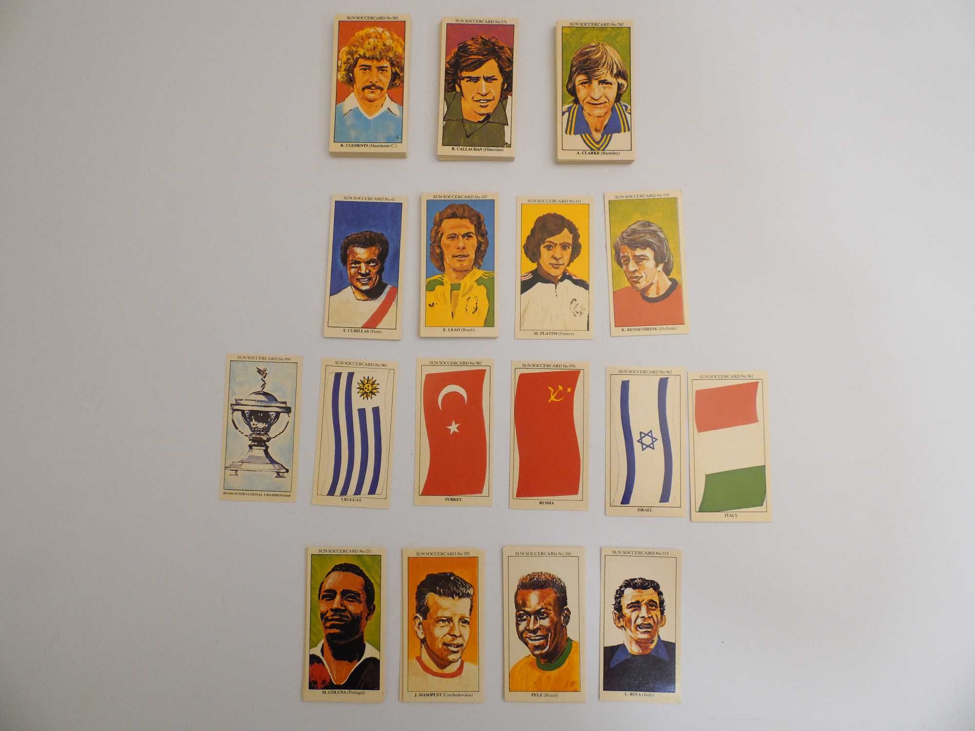 Antigo e raro Lote de 100 Cartas The Sun Soccercards