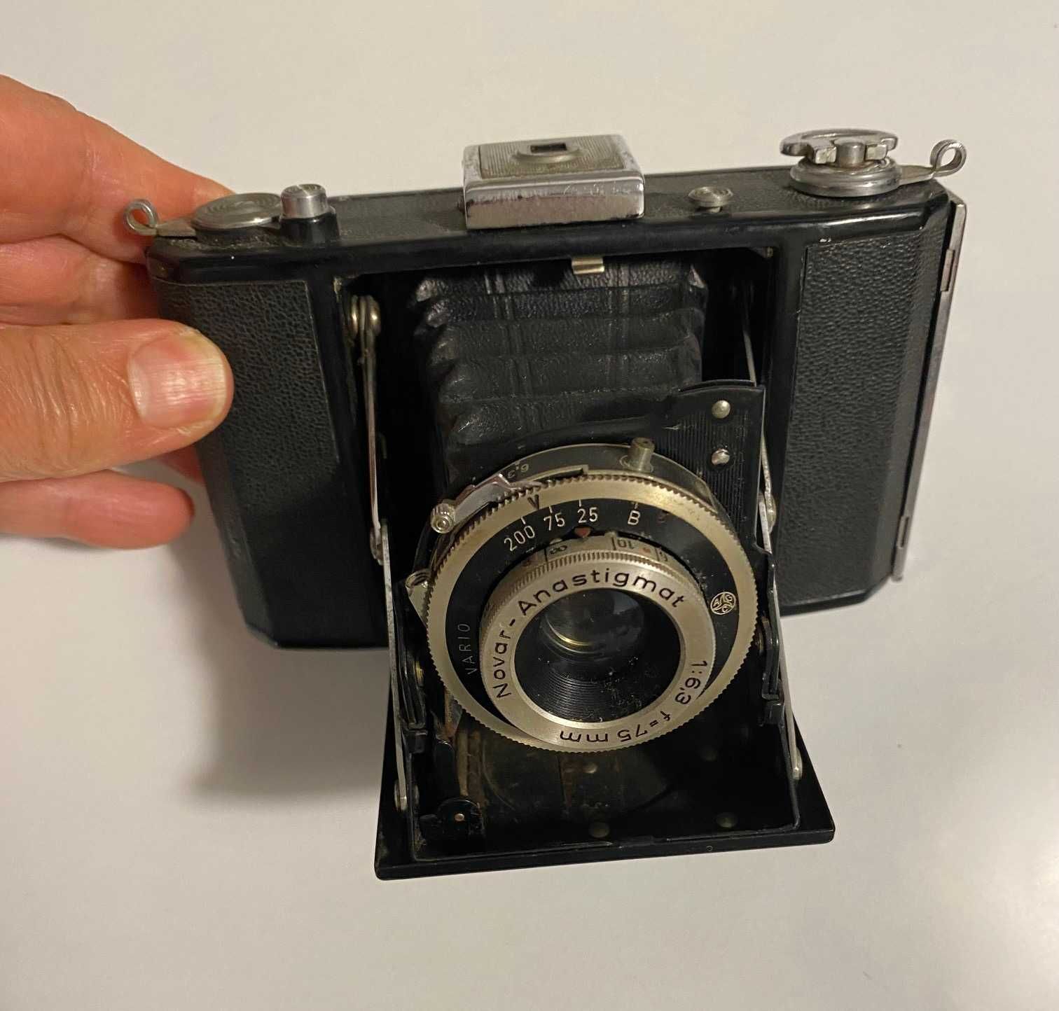 Maquina Fotográfica  Zeiss Ikon Nettar 515/16