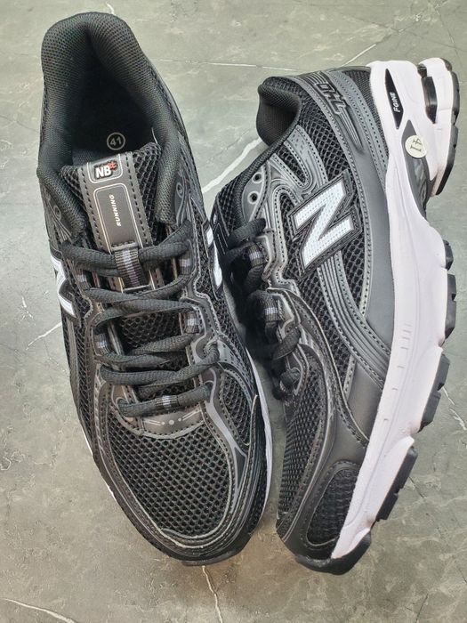 New Balance 740  чоловічі кросівки