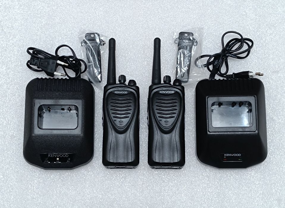 Радиостанции Kenwood TK-2260, 2 штуки.