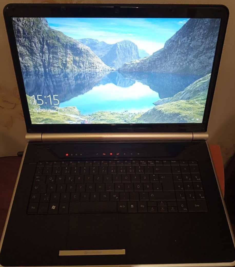 17.3" ігровий \ intel i5\ 8gb\ SSD hdd \ Ati Radeon 1gb 128bit