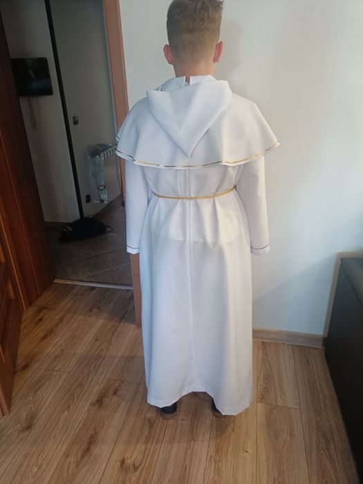 Sprzedam albę chłopięca do komunii