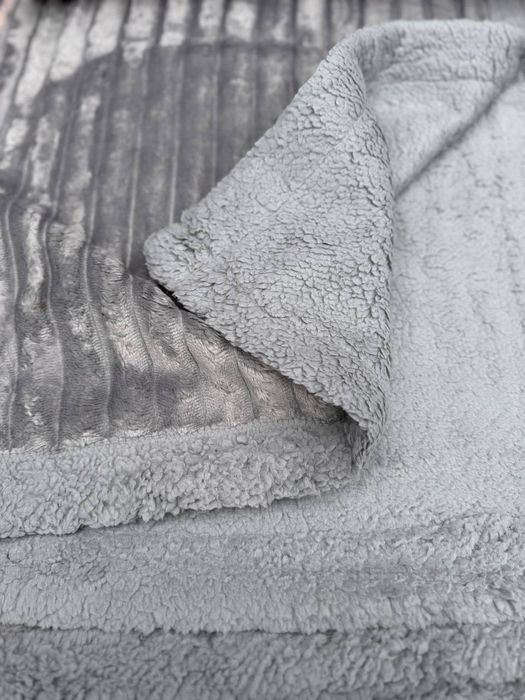 Плед Шарпей на овчині, 150×200см, 200×220см.