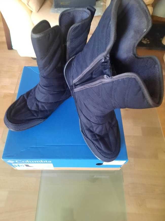 Чоботи утеплені жіночі Columbia MINX SLIP III
розмір 41