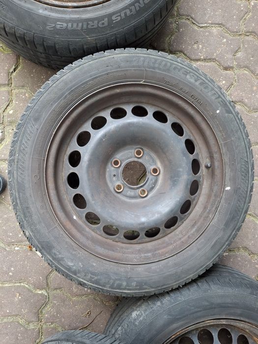 Opony i felgi stalowe 205/55 R16 letnie