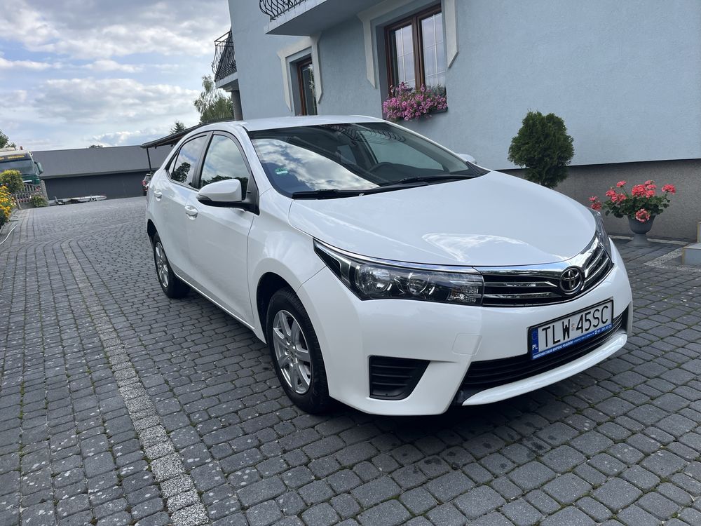 Toyota Corolla 1,6 benz !