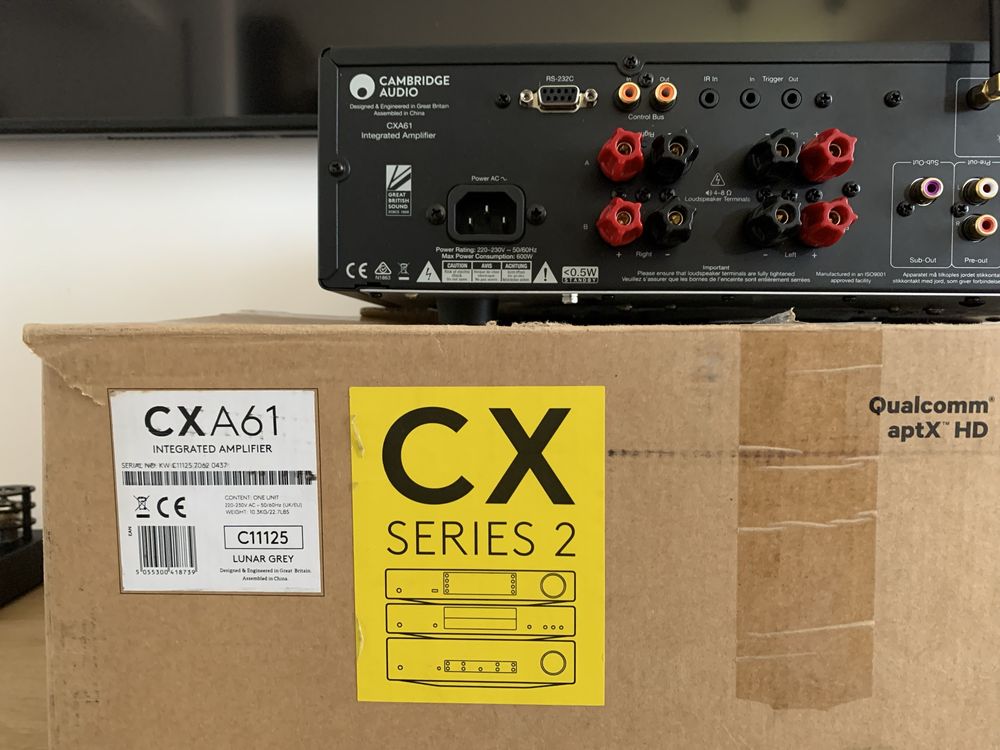 Інтегральний підсилювач Cambridge Audio CXA61