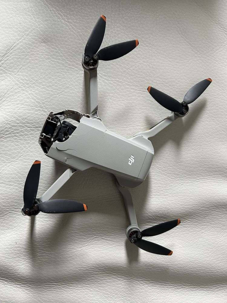 Dron Dji mini 2 fly more combo