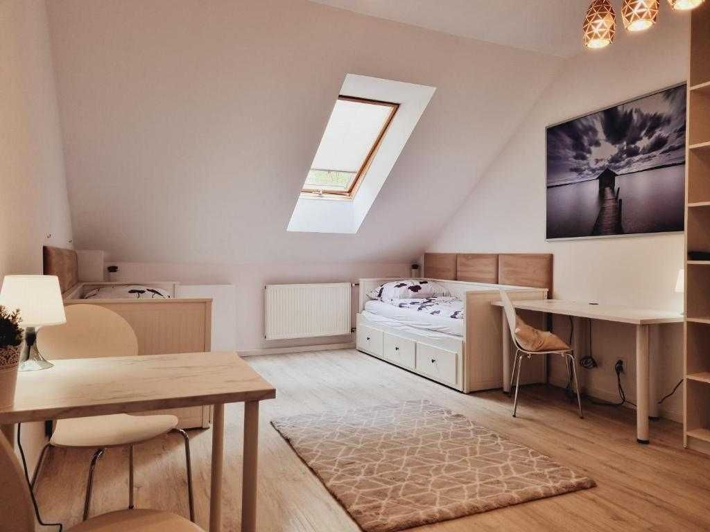 Duże dwupokojowe mieszkania dla 4-5 osób. Wysoki standard. Od 10.2025