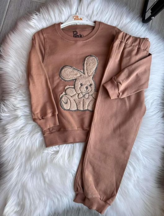 Костюм весняний двохнить