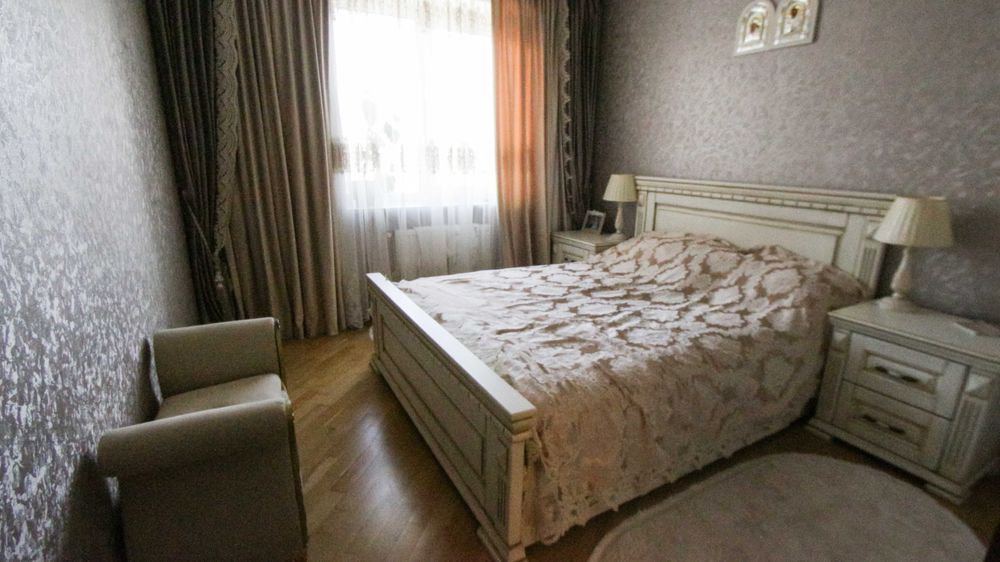 Продається стильна трикімнатна квартира