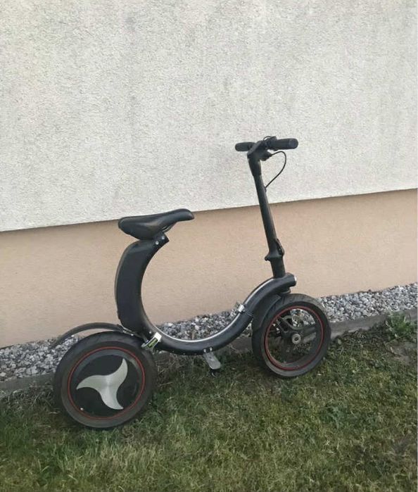 Hulajnogi elektryczne firm Pionier i Blaupunkt.Unikatowe z siedziskiem