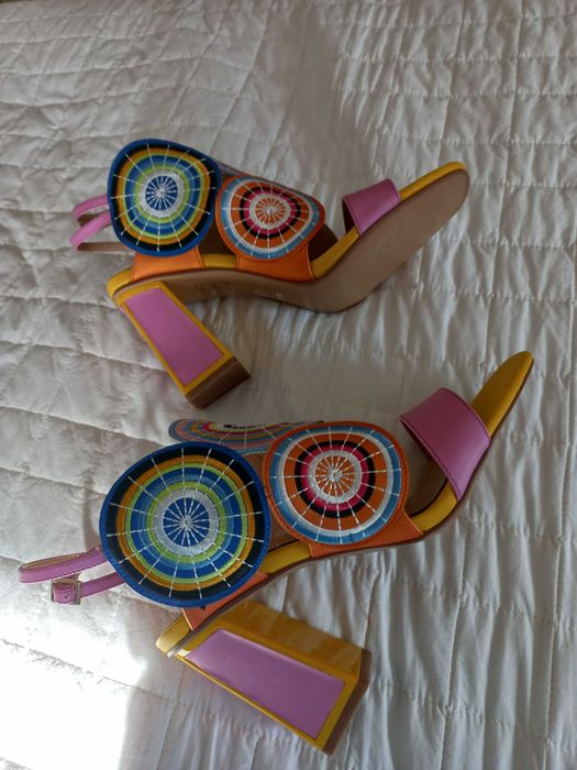 Sandálias Novas e lindíssimas da Exé