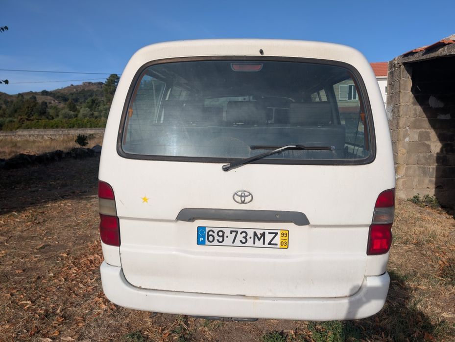 Toyota Hiace H24 1999