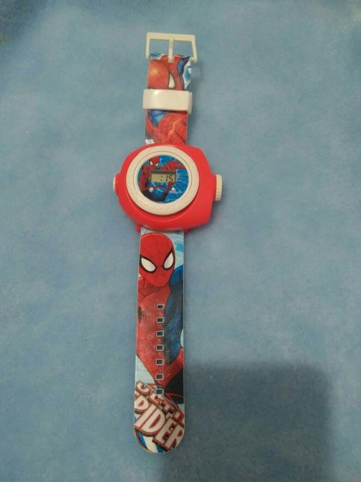 Relógio Patrulha Pata, Elsa, Princesas e Spyderman