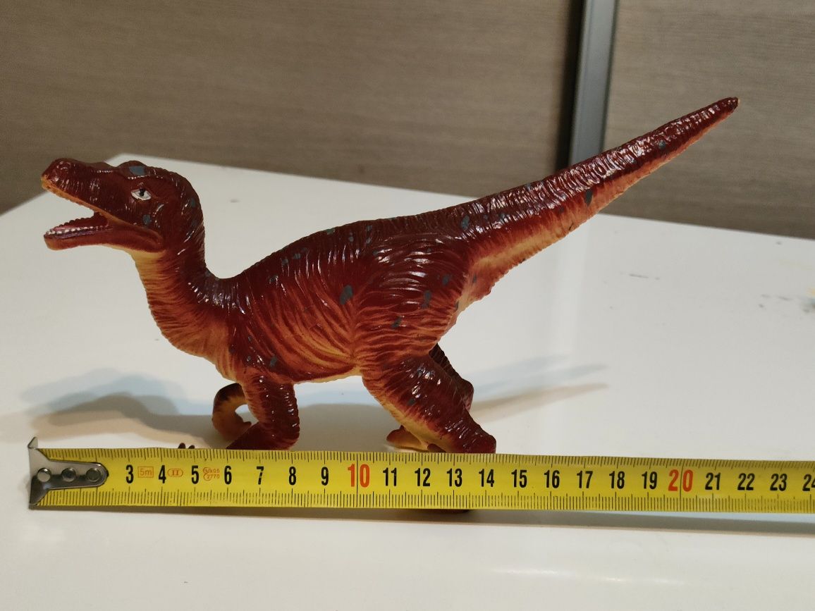 Dinozaury figurki, jajo dinozaura