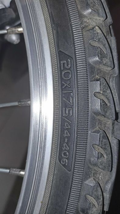 Bicicleta roda 20" para menina