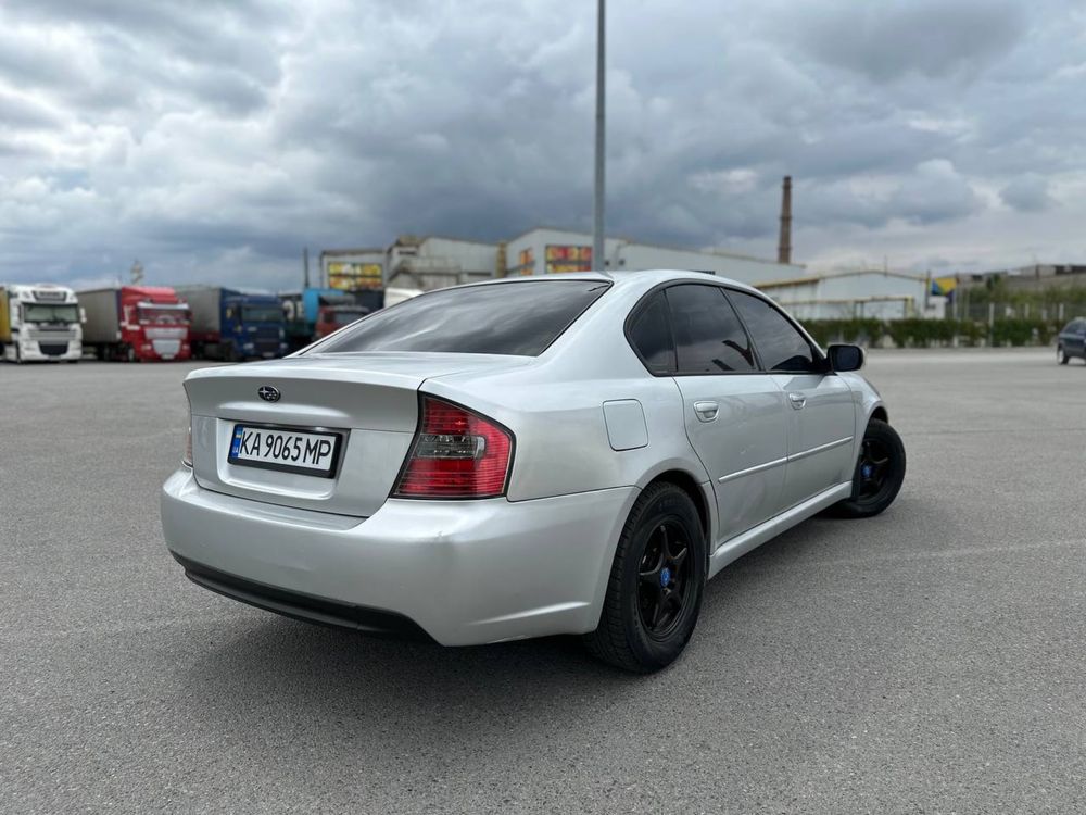 Subaru Legacy бенз/газ4/ автомат! Полный привод!