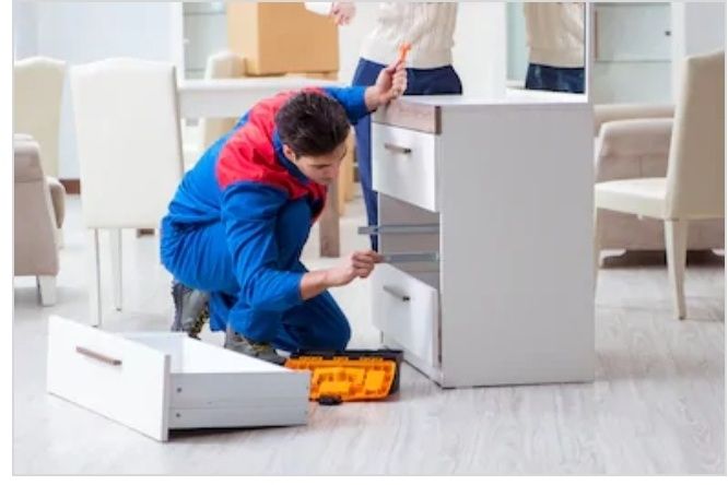 Przeprowadzki Transport palet z windą pianin mebli Wnoszenie montaż