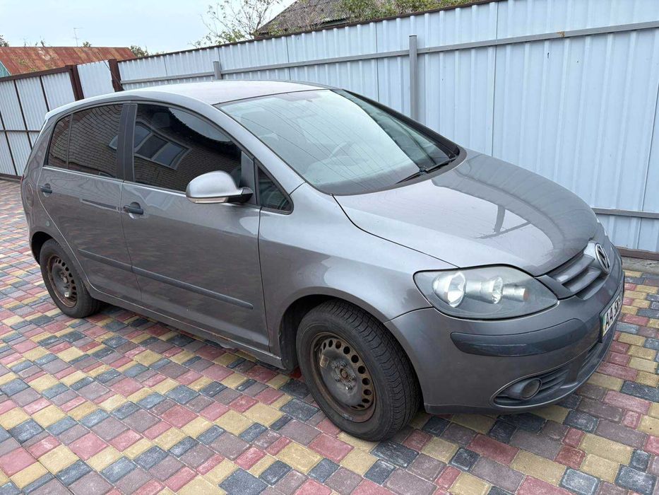 Продам Volkswagen golf