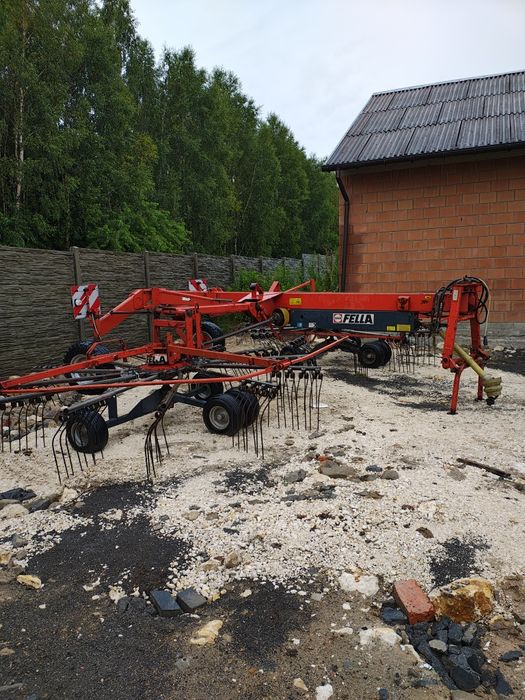 Zgrabiarka dwukaruzelowa fella