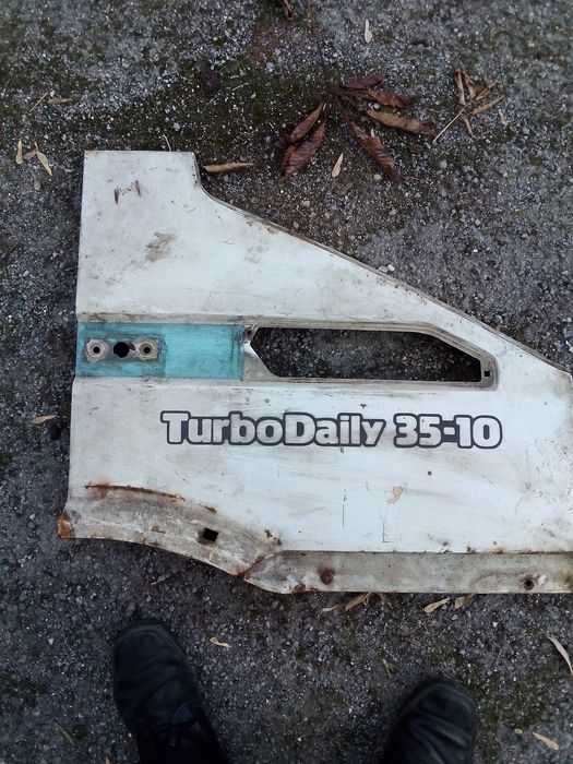 Крило Iveco євро 2 випуск 1998 року