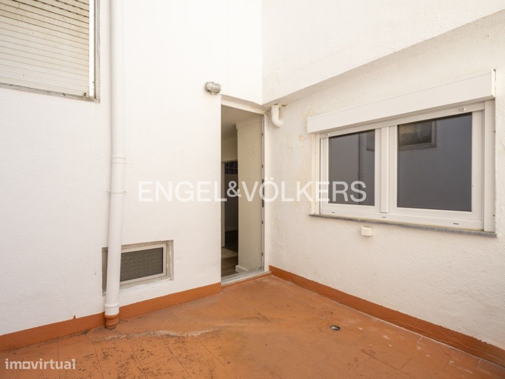 Apartamento T1 + 2 na Estefânia