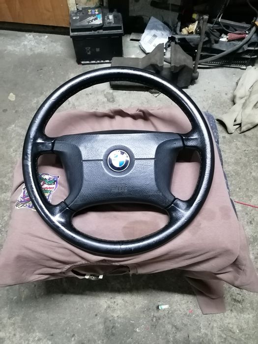 Kierownica do BMW e36 z taśmą
