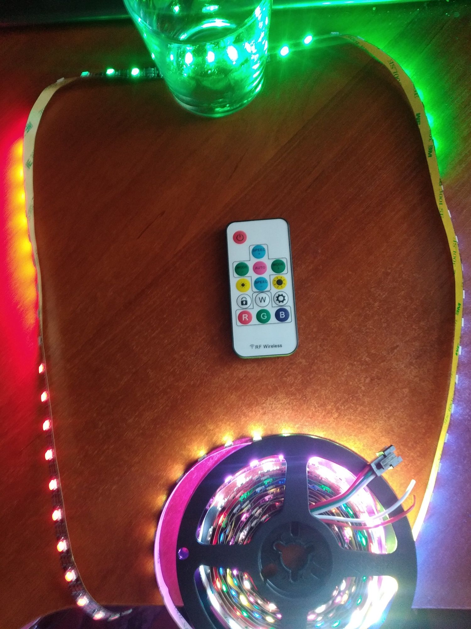 Адресная LED RGB лента с SATA
