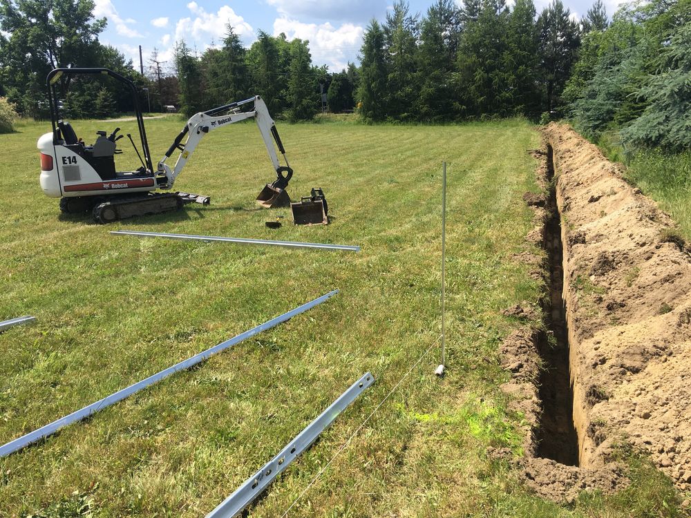 Autolaweta, Minikoparka Bobcat, kucie młotem hydraulicznym !