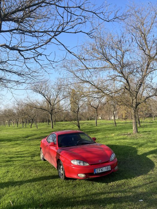 Hyndai tiburon coupe в хорошем состоянии