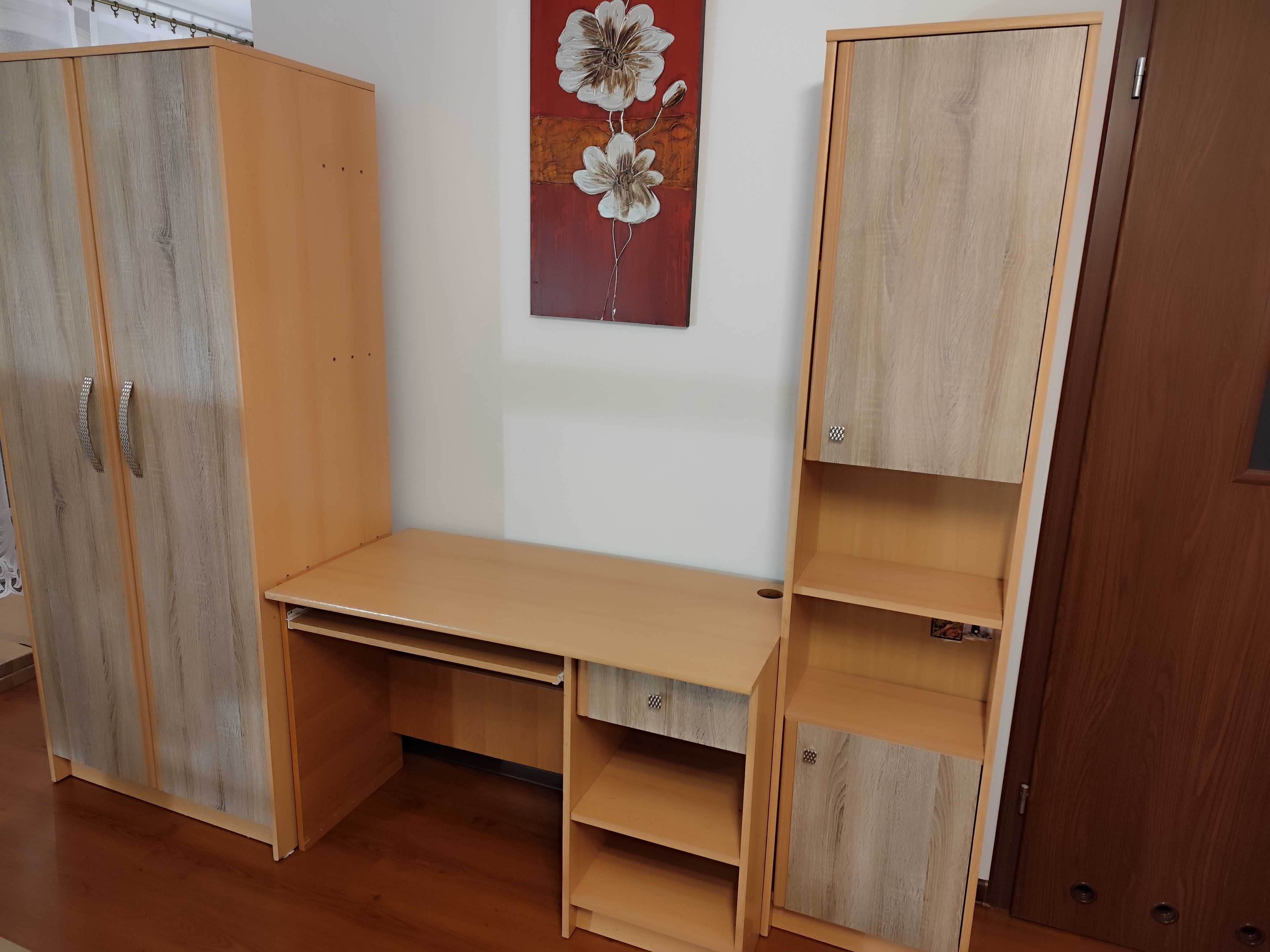 Zestaw mebli dla dziecka w bardzo dobrym stanie