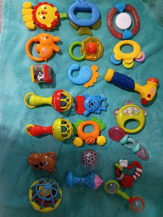 сортер молоток брязкальця джміль пострибунчик / книжечка