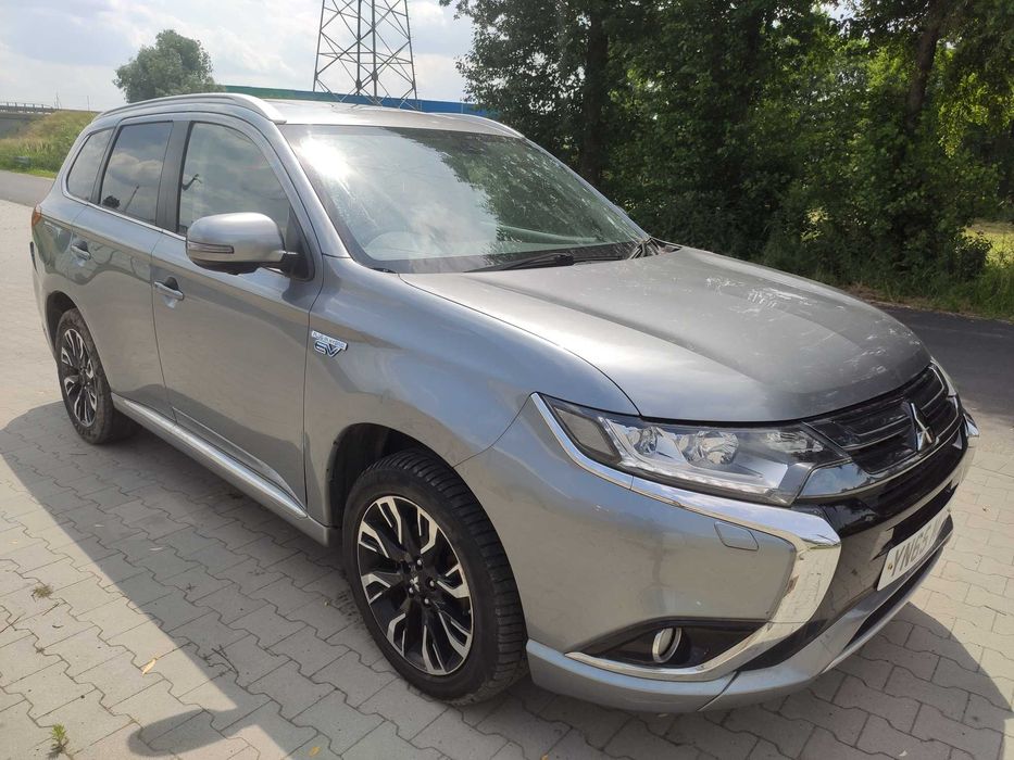 Mitsubishi Outlander Hybrid 2015 LIFT Przód Outlander Anglik Sławsk