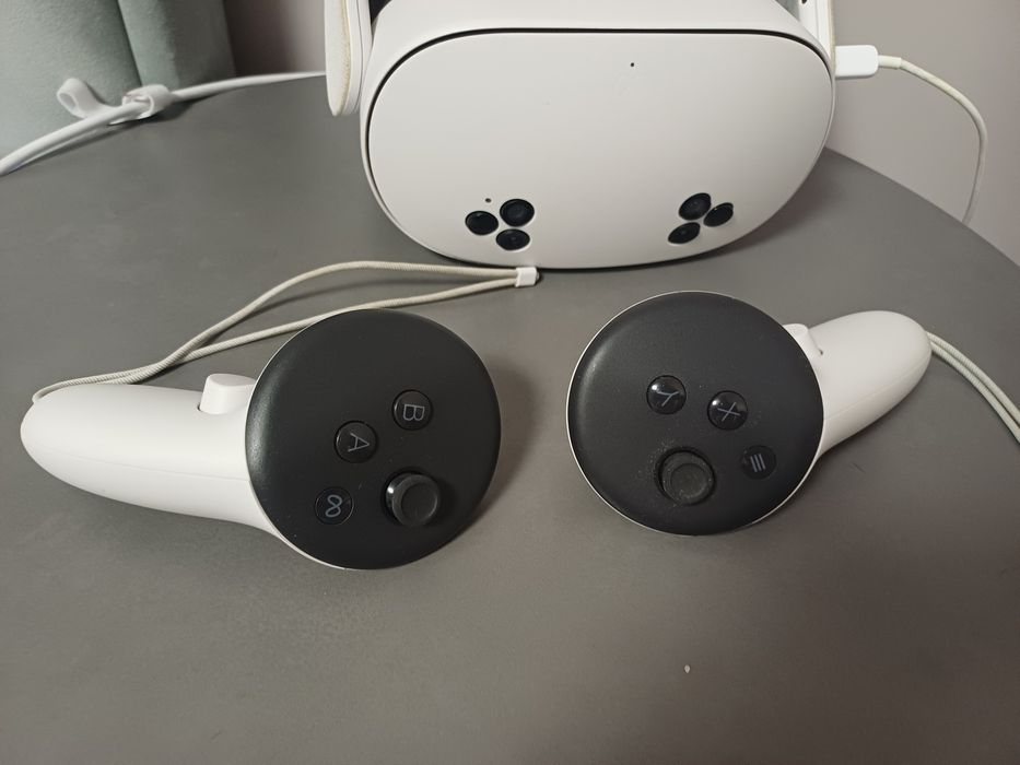 Окуляри віртуальної реальності Meta Quest 3s 256GB