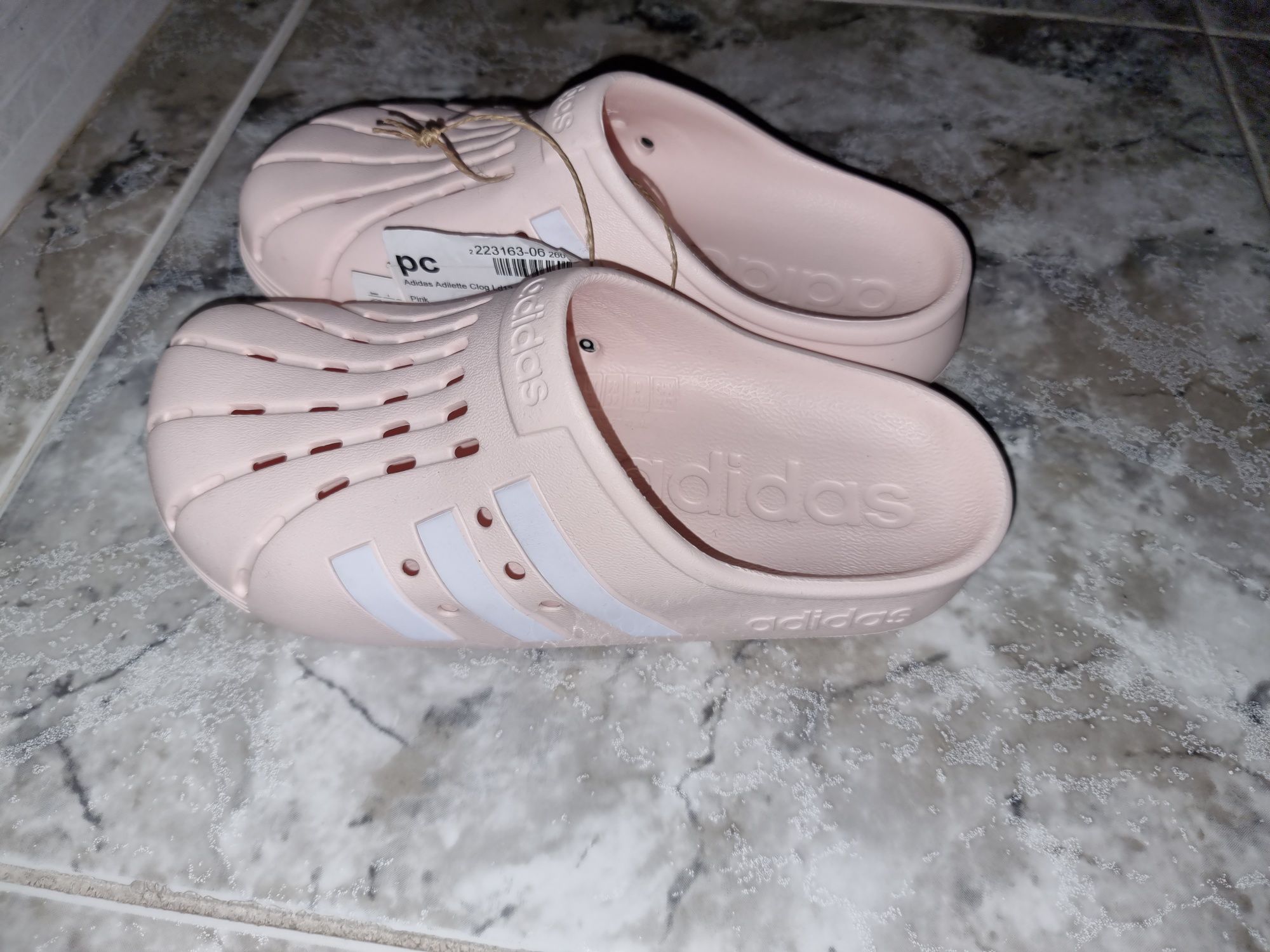 Crocs da Adidas tamanho 38 (novos)