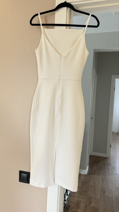 Продам білу сукню