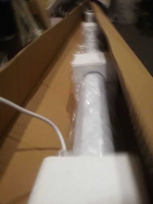 Ekran projekcyjny AVTEK elektryczny 205cm NOWY