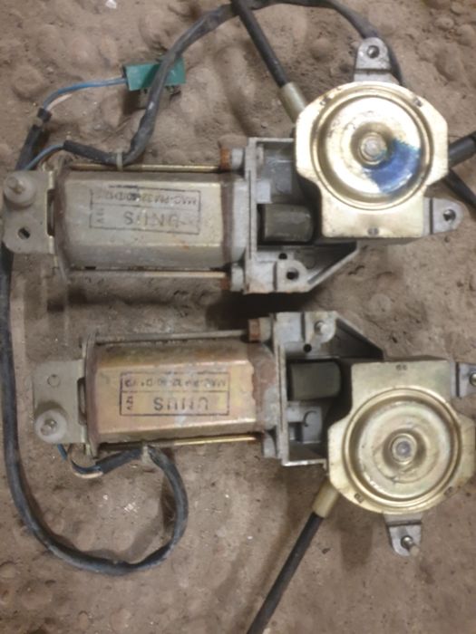 Склопідйомники центральний замок