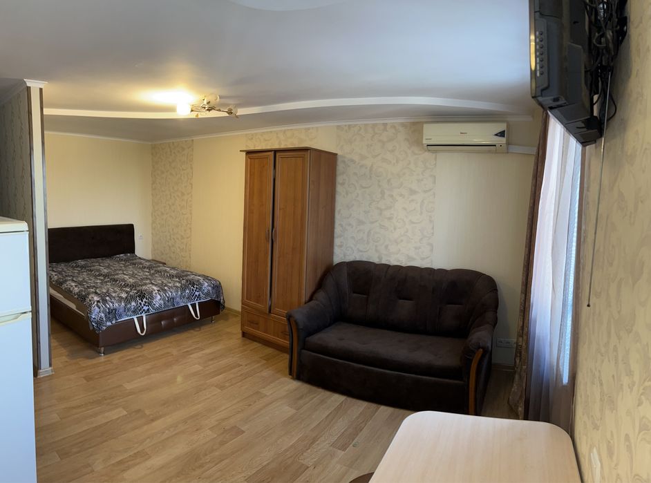 2 км. ВЕЛИКИЙ ВИБІР. По добово. . Центр міста. Жд. Авто вокзали