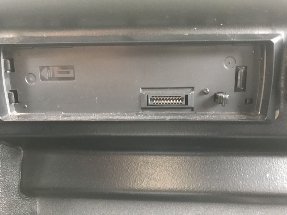 Auto Rádio Bluetooth Pioneer MVH-350BT