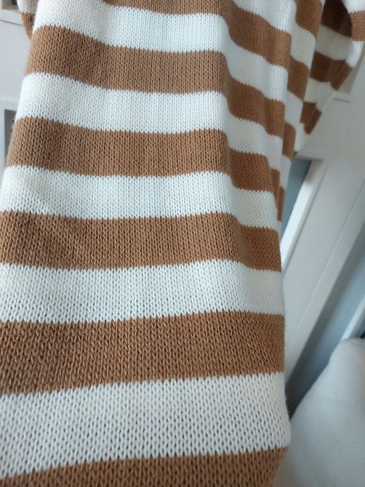 Długa włoska sukienka sweterkowa z golfem w paski Uni M L XL