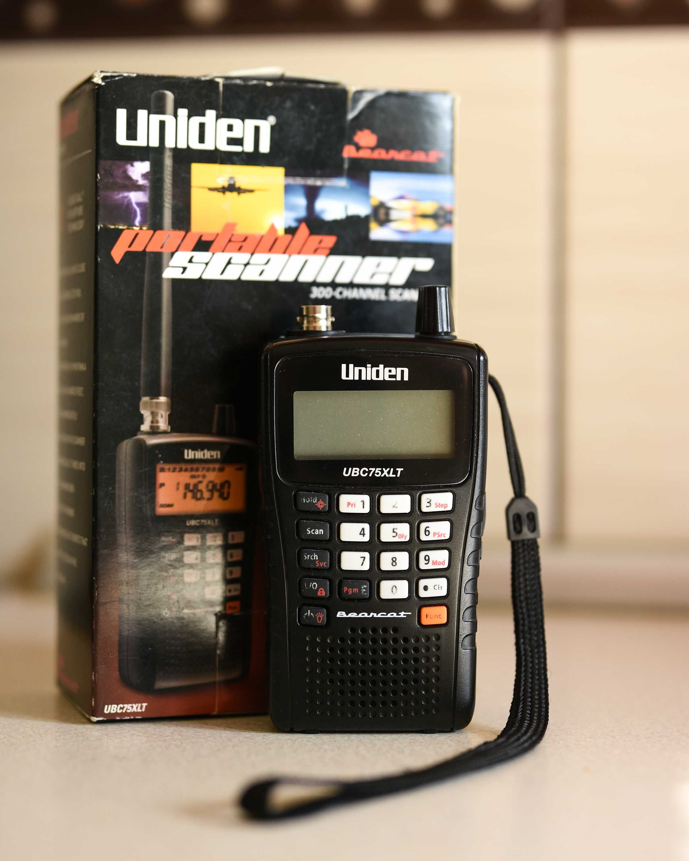 Skaner radiowy UNIDEN UBC75XLT
