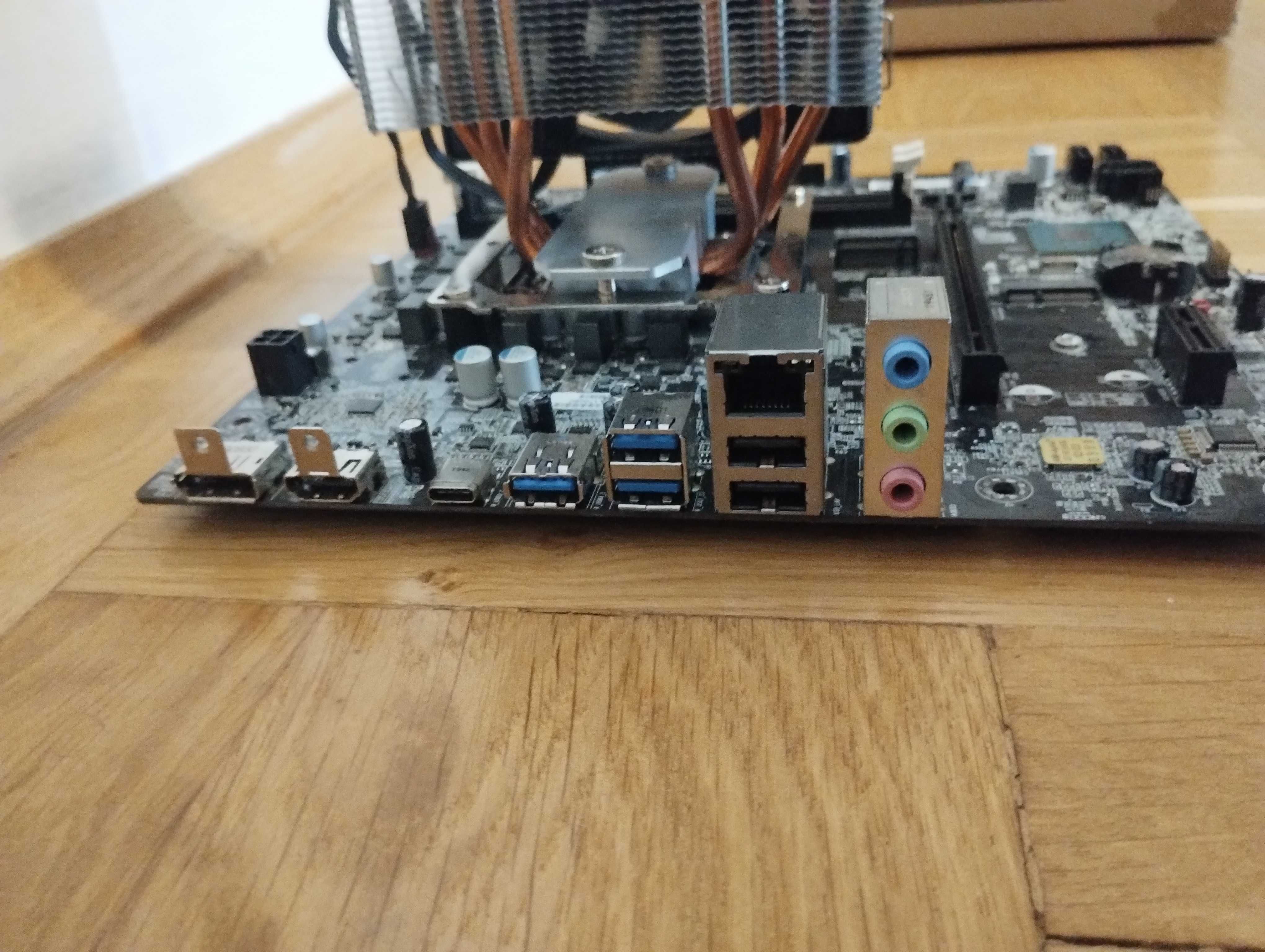 Płyta główna ECS B360H4-EM INTEL B360 DDR4 micro ATX LGA 1151
