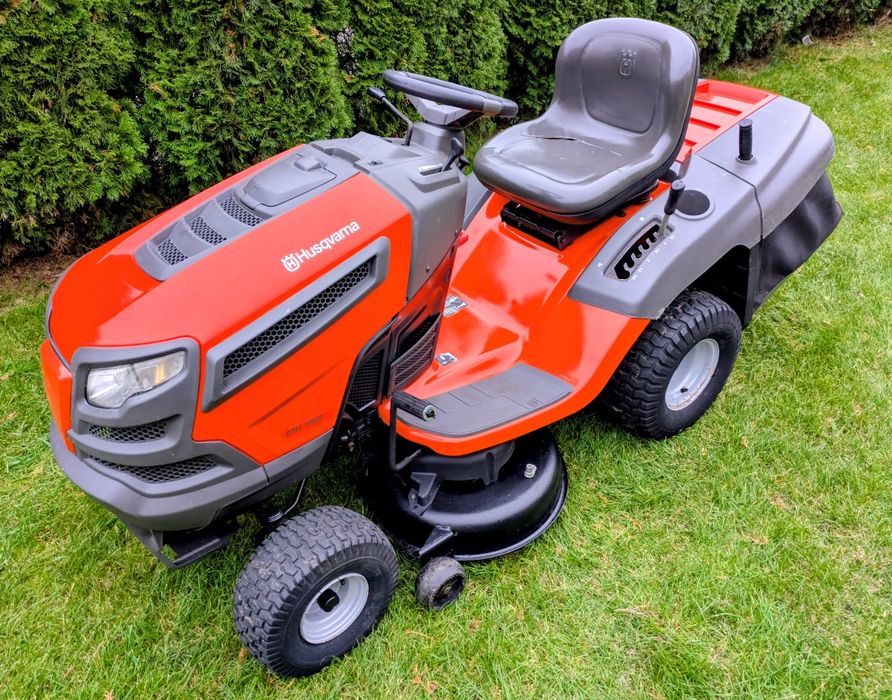 Kosiarka traktorek Husqvarna CTH 163T ciągniczek ogrodowy Kawasaki